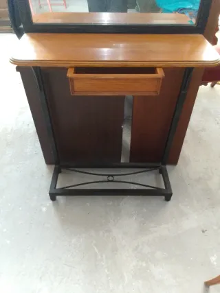 Mueble de entrada madera y metal