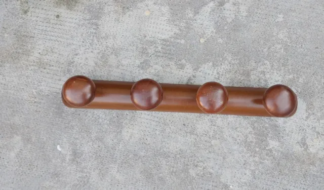 Appendiabiti vintage in legno