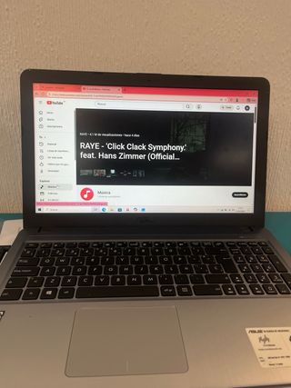 Portátil ASUS Negro/Gris