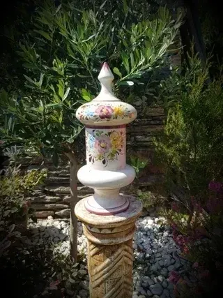 Antiguo albarelo de cerámica pieza numerada