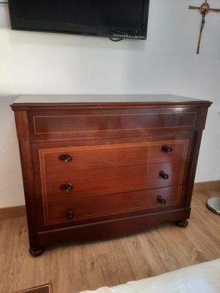 2 Cómodas de Madera