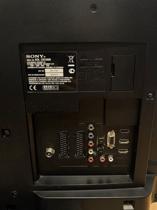 TV Sony Bravia 37 Plata y Negro