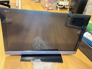 TV Sony Bravia 37 Plata y Negro