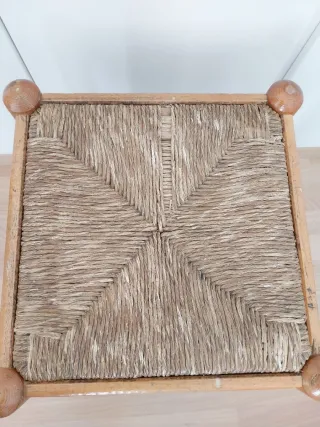 Taburete madera y mimbre