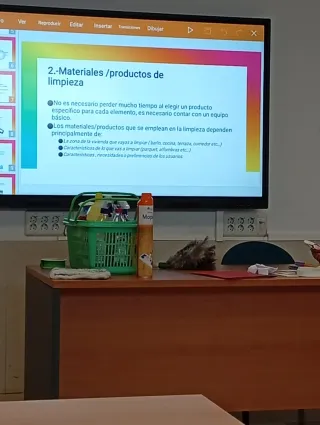 Hola buenas estoy ofreciendo mis servicios de limp