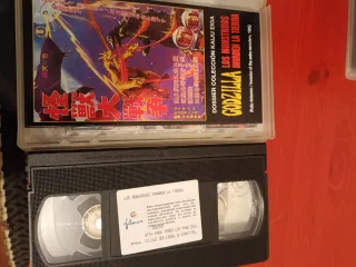 Lote 4 VHS Kaiju Eiga: Gamera y Godzilla