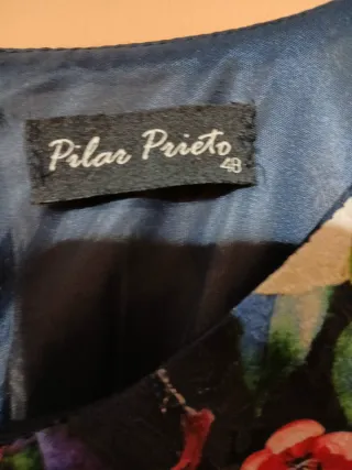 Vestido de señora de ceremonia con estampado flora