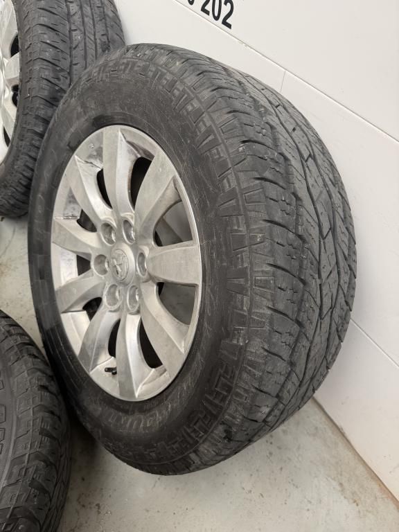 llantas 18 pulgadas 4X4 6x139,7 Mitsubishi Montero