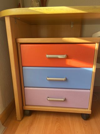 Cama nido con cajones y mesita