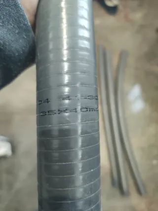 5 Tuberías flexibles gris de Leroy Merlin