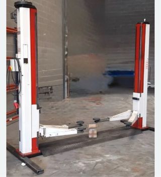 Elevador de dos columnas Istobal