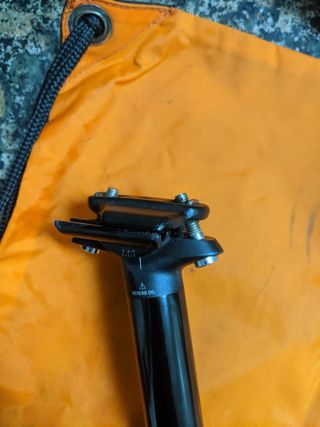 Tija Reverb Stealth EXCELENTE,Revisada. 31.6 150mm