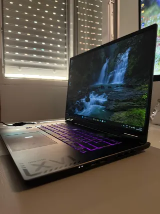 Gigabyte Gaming A16 RTX 5050 i7 13ª .NEGOCIABLE.