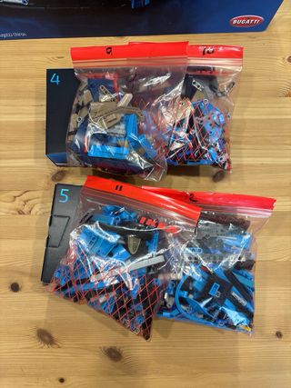 Lego Technic Bugatti Chiron 42083