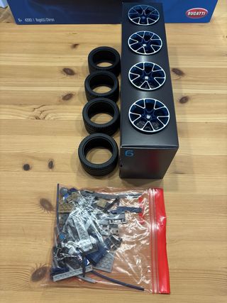 Lego Technic Bugatti Chiron 42083