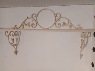 Estantería de hierro forjado beige