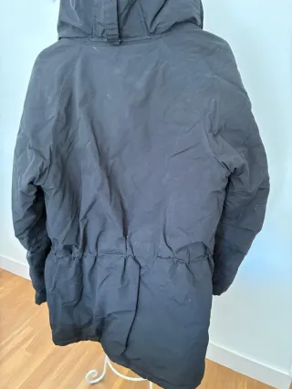 Abrigo Carhartt Negro con Capucha
