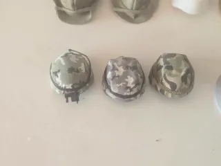 Lote cascos/gorras figuras 1/6