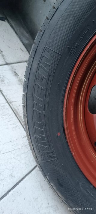 Rueda de coche