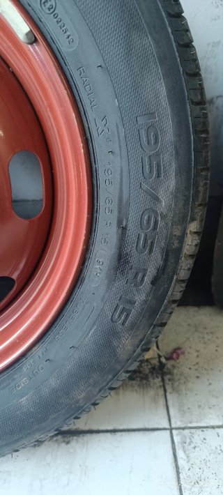 Rueda de coche
