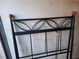 Cabezal de cama metal