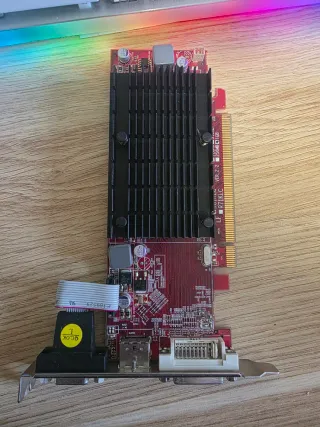 Tarjeta Gráfica Radeon HD 5450 1GB DDR3