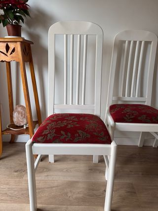 Mesa redonda madera + 6 sillas blancas