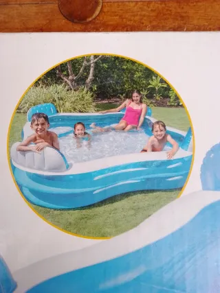 Piscina Intex 4 sedute + porta bicchieri