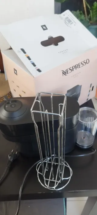 Cafetera Nespresso Vertuo Pop