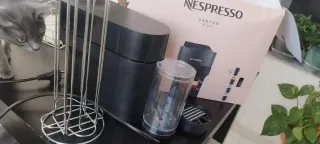 Cafetera Nespresso Vertuo Pop