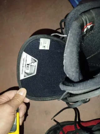 Snowboard e Scarponi Taglia 42