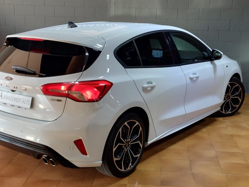 Ford Focus 2020, foto 12