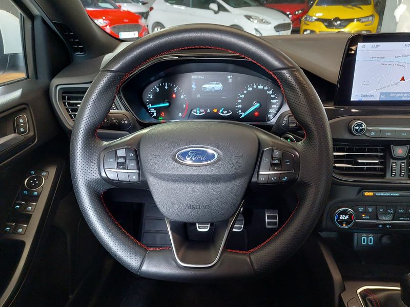 Ford Focus 2020, foto 14