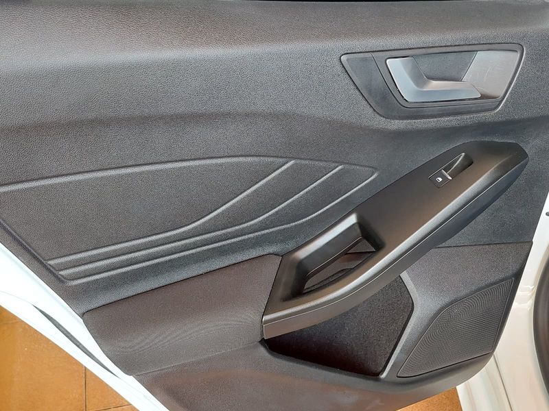 Ford Focus 2020, foto 22