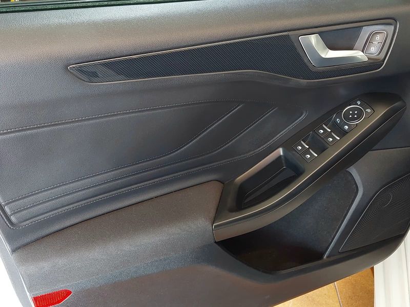 Ford Focus 2020, foto 18