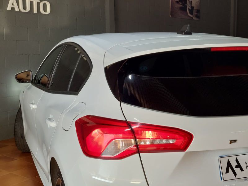 Ford Focus 2020, foto 24