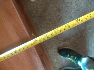 Mueble bajo de madera