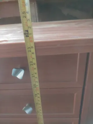 Mueble bajo de madera