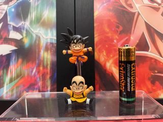Figuras gashapon Dragon Ball Goku y Krilin