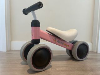 Triciclo sin pedales marca Airel para bebés