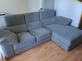 Sofá chaise longue gris tela