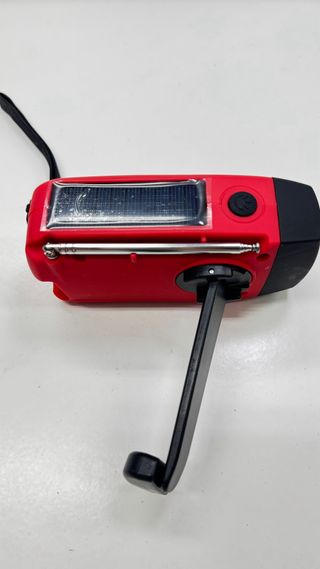 Radio Portátil Manivela Solar USB Carga