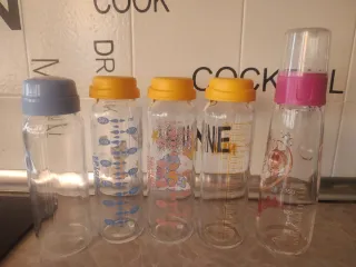 3 Biberones Nuk Cristal 240ml + 1 Chicco 250ml + 1