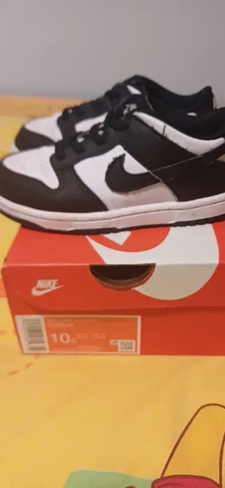 Zapatillas Nike Niño Talla 27