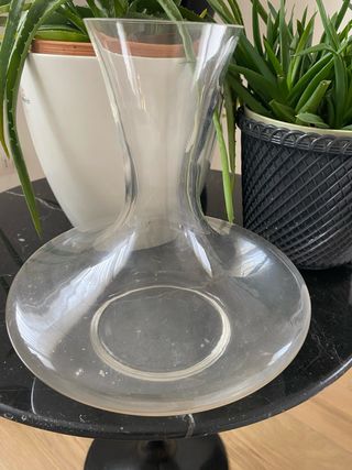 Caraffa in vetro trasparente