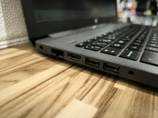 Portátil HP 250 G7