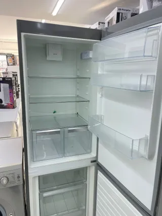 Super Oferta Nevera y Lavadora plateada