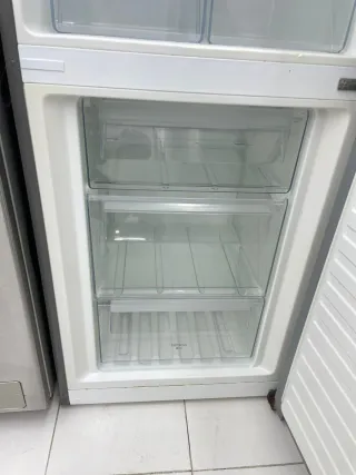 Super Oferta Nevera y Lavadora plateada