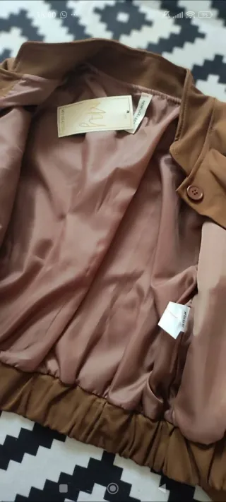 Giubbino corto marrone