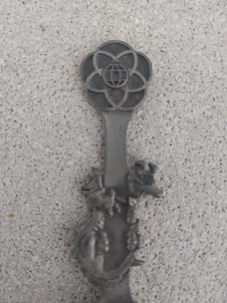 Cuchara metálica Walt Disney Epcot Center